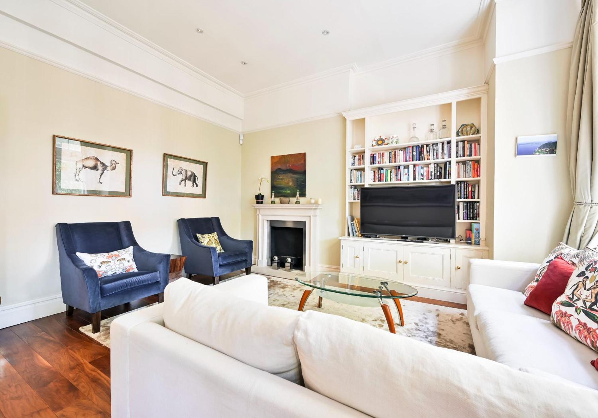 Bright 2 Bedroom In South Kensington